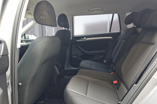 Volkswagen Passat 2.0 TDI EVO Essence DSG