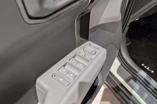 Kia EV3 81.4kWh Earth