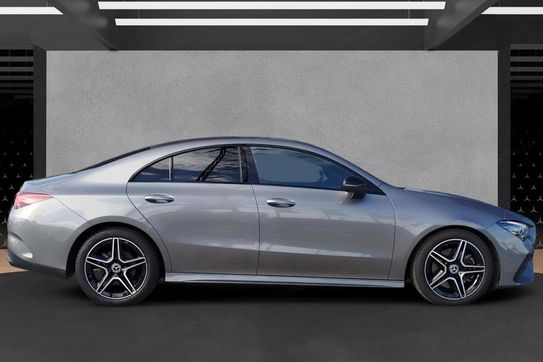 Mercedes CLA 200 AMG Line