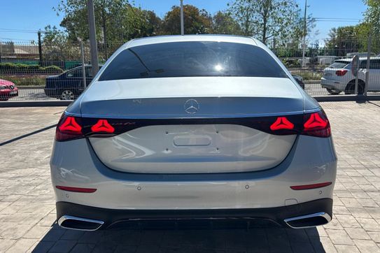 Mercedes Klasa E 300 de 4-Matic AMG