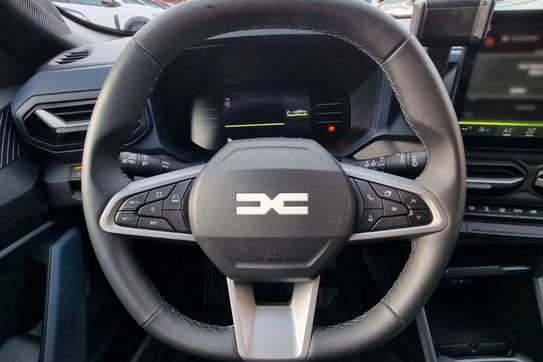 Dacia Duster Journey 1.6 Full Hybrid
