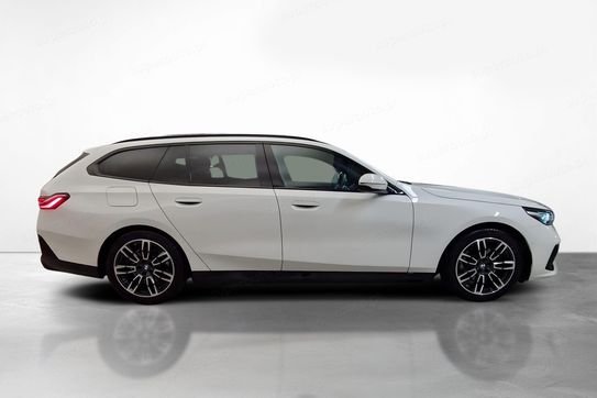 BMW Seria 5 520d xDrive mHEV aut