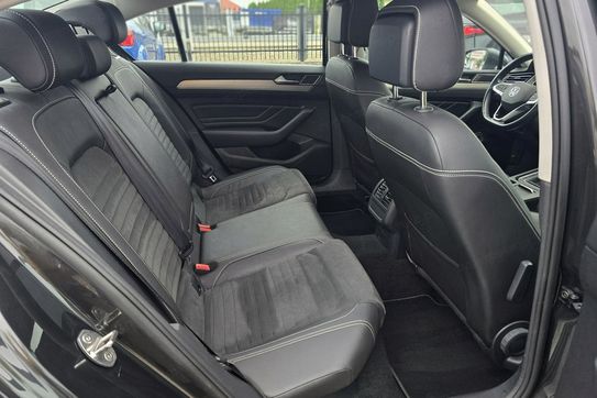 Volkswagen Passat 1.5 TSI EVO Elegance