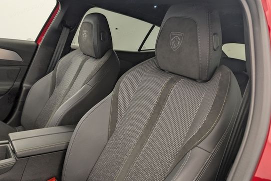 Peugeot 408 GT 1.2 mHEV e-DCS6