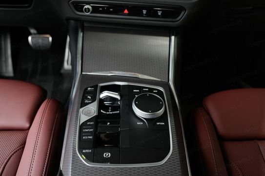 BMW Seria 3 330i xDrive M Sport