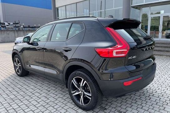 Volvo XC40 B3 Plus Dark