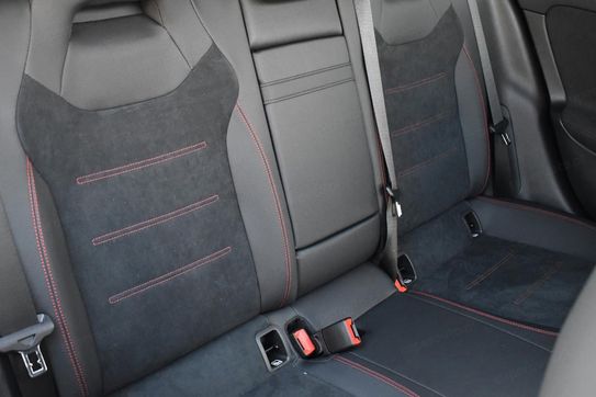 Mercedes CLA 200 AMG Line