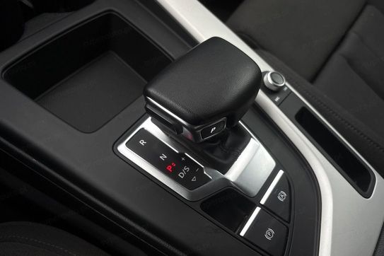 Audi A4 35 TFSI mHEV S tronic