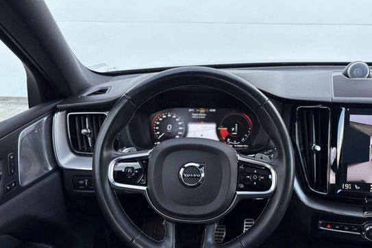 Volvo XC60 T8 AWD Plug-In Hybrid Polestar Engineered aut