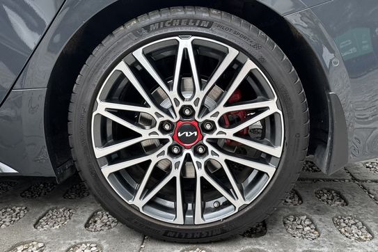Kia ProCeed GT 1.6 T-GDI  DCT