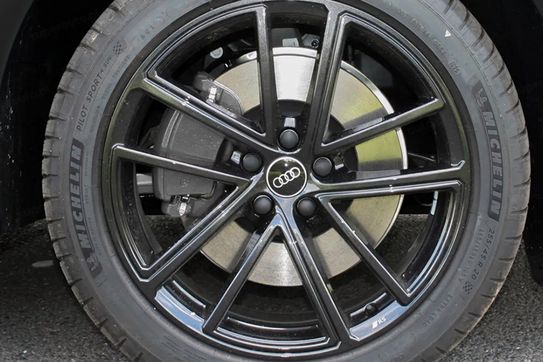 Audi Q5 TDI quattro S line