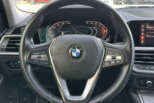 BMW Seria 3 Touring 318i Sport Line
