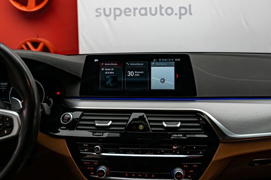BMW Seria 5 520d xDrive aut