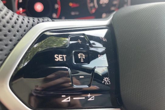 Volkswagen Tiguan 2.0 Tsi 4MOT r-Line Dsg