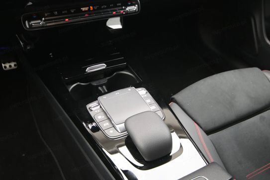 Mercedes CLA 200  AMG Line 7G-DCT