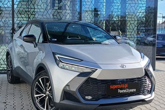 Toyota C-HR PHEV Dynamic Force Executive