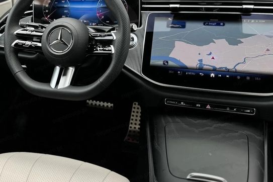 Mercedes Klasa E 220 d 4-Matic AMG