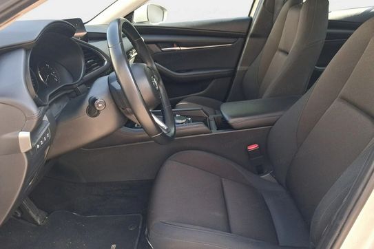 Mazda 3 mHEV