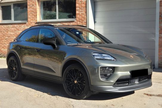 Porsche Macan 4