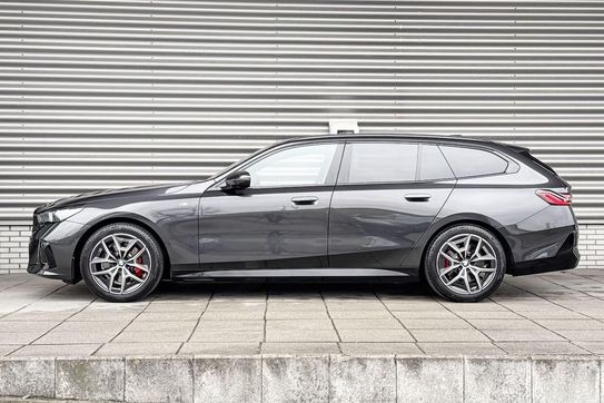 BMW Seria 5 Touring 540d xDrive M Sport