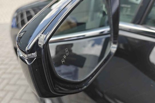 Lexus UX 300h Business 2.0 Hybrid Dynamic Force