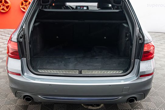 BMW Seria 5 520d xDrive Sport Line