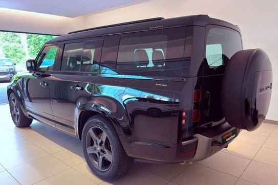 Land Rover Defender 130 3.0 D300 mHEV X-Dynamic SE