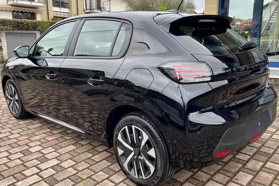Peugeot 208 Style e-DCS6 1.2 mHEV