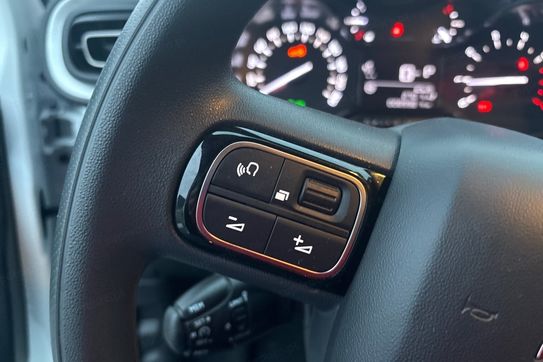 Citroen C3 Shine 1.2 PureTech EAT6