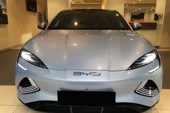 BYD Seal 6 DM-i Design