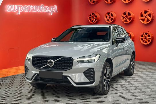 Volvo XC60 B4 B Plus Dark
