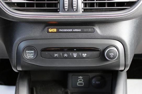 Ford Focus 1.0 EcoBoost mHEV Titanium X