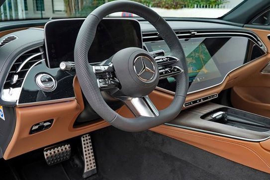 Mercedes E Klasa 200 4-Matic AMG