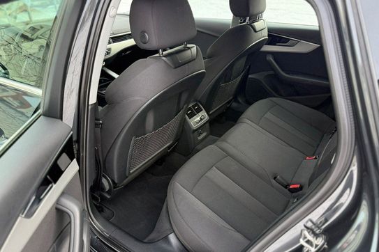 Audi A4 Avant 35 TFSI