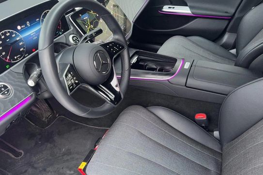 Mercedes E Klasa 220 d 4MATIC Avantgarde