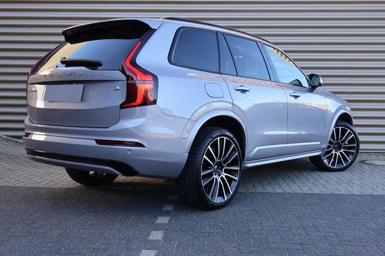 Volvo XC90 T8 AWD Plug-In Hybrid Ultra Dark 7os
