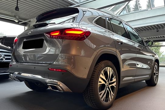 Mercedes GLA 220 4-Matic Progressive