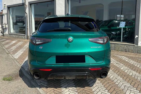 Alfa Romeo Stelvio 2.0 Turbo Intensa Q4