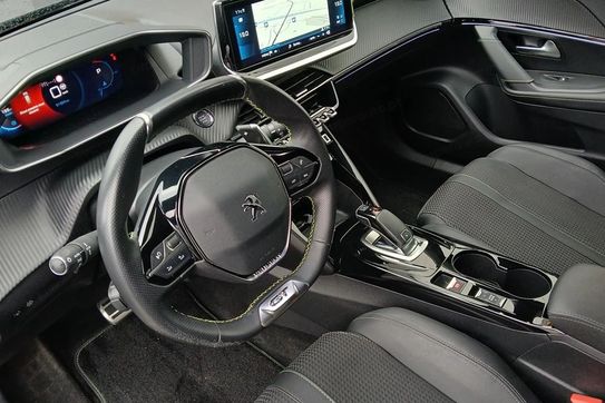 Peugeot 2008 1.2 PureTech GT Pack S&S EAT8