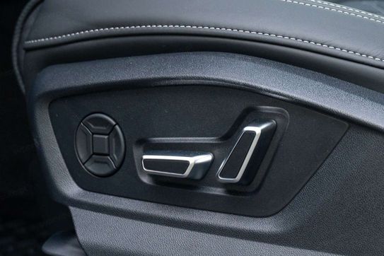 Audi Q7 50 TDI quattro S Line