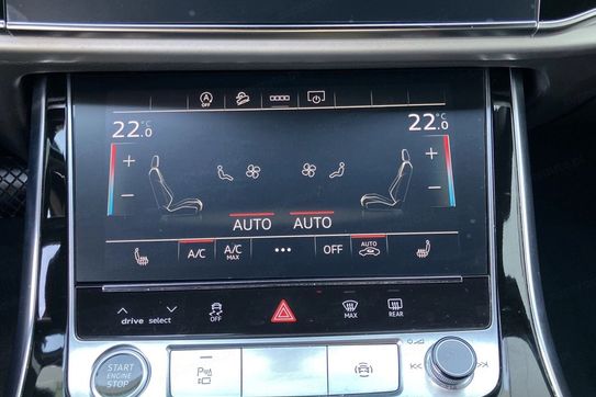 Audi Q7 50 TDI quattro S Line