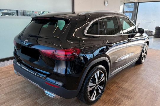 Mercedes GLA 200 Progressive