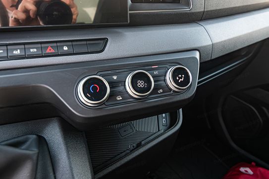 Renault Master L3 Kontener 8EP + Winda
