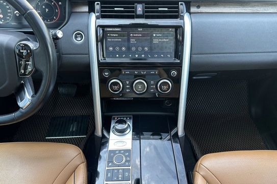 Land Rover Discovery 2.0 SD4 SE