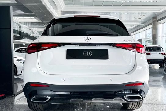 Mercedes GLC 200 4-Matic AMG Line