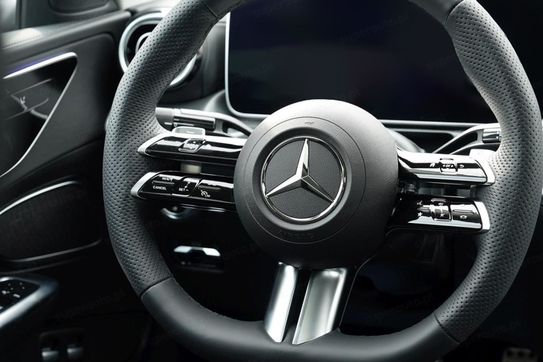 Mercedes Klasa C 220 d  4-Matic AMG