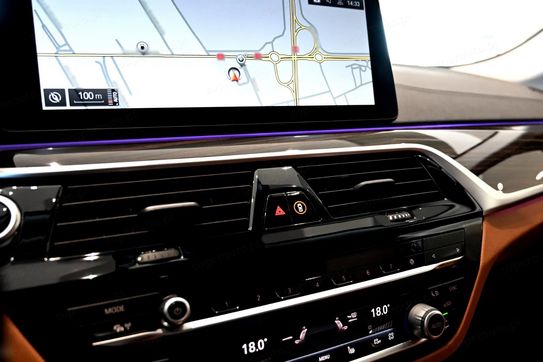 BMW Seria 5 530d xDrive Luxury Line