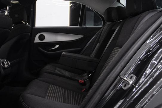 Mercedes E Klasa 300e Avantgarde