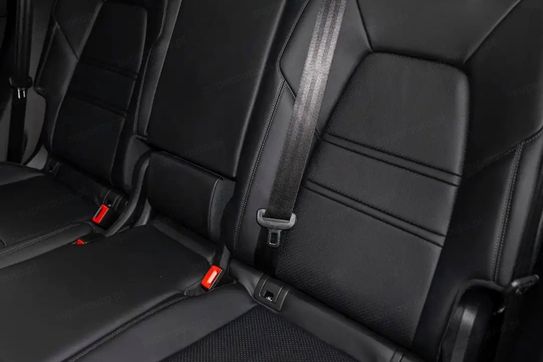 Porsche Cayenne Coupe E-Hybrid Black Edition