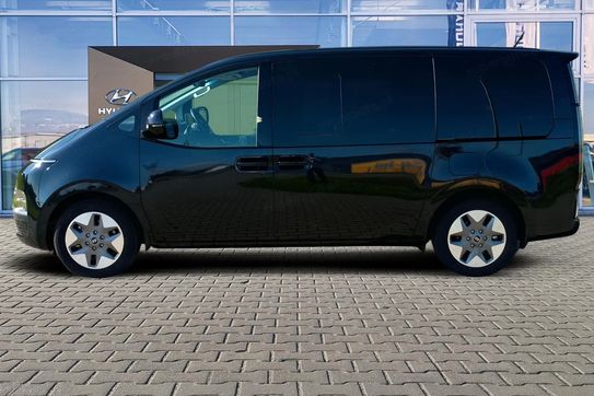 Hyundai Staria 1.6 t-Gdi Hev Smart Vip